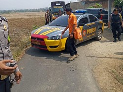 Densus Geledah Rumah Terduga Teroris DP di Bandung Barat