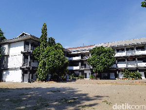 Gedung SMAN 1 Makassar Rawan Runtuh, Gubernur Janji Perbaiki Tahun Depan Gedung SMAN 1 Makassar Rawan Runtuh, Gubernur Janji Perbaiki Tahun Depan