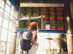 Traveling Usai Pandemi Corona: Tim Backpack atau Tim Sling Bag?