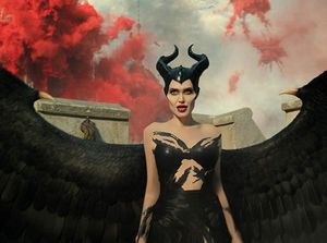 Beraksi dan Terbang Sebagai Peri, Angelina Jolie Tak Gunakan Stuntman Beraksi dan Terbang Sebagai Peri, Angelina Jolie Tak Gunakan Stuntman
