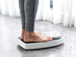 Diet Rendah Karbohidrat Bikin Gampang Dehidrasi? Ini Kata Dokter