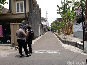Lagi! Densus 88 Geledah 2 Rumah di Cemani Sukoharjo