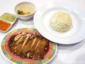 Gurih Harum Hainan Chicken Rice ala Singapura yang Hits di Jaksel Gurih Harum Hainan Chicken Rice ala Singapura yang Hits di Jaksel
