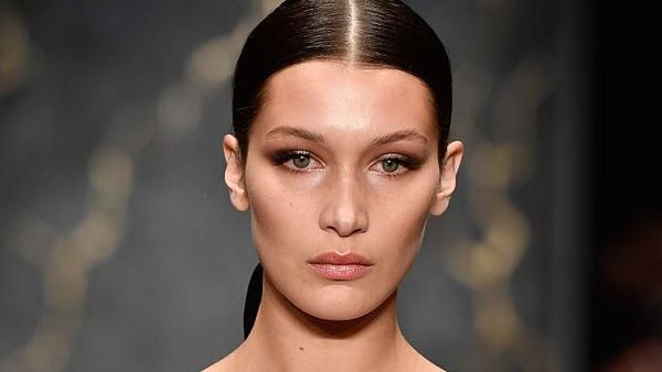 Transformasi Bella Hadid, Wanita dengan Wajah Paling Sempurna di Dunia