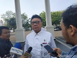 Mendagri Bahas 3 Sekda dengan Jokowi, Ada Apa?