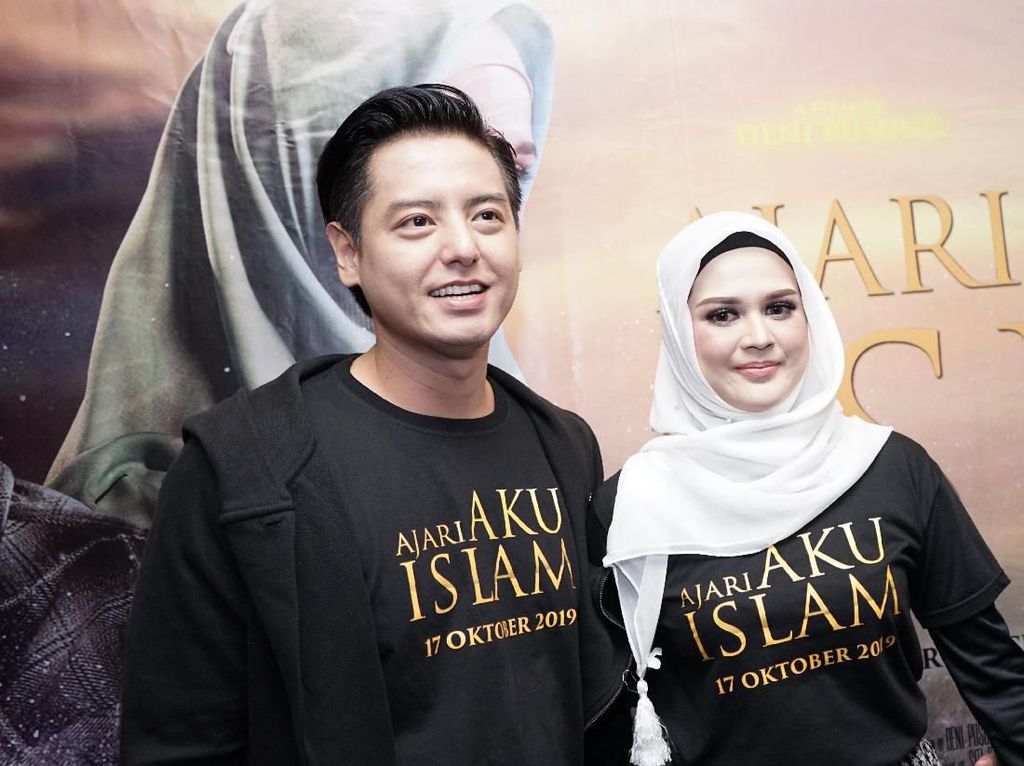 Cut Meyriska Sempat Tak Dapat Restu Ayah Saat Perankan Film Isu Agama Cut Meyriska Sempat Tak Dapat Restu Ayah Saat Perankan Film Isu Agama