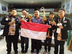 Bangga! Tim SMP Indonesia Juara Umum Lomba Matematika di India