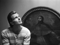 Melawan saat Interogasi, Putra Bintang Tarzan Tewas Ditembak