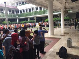 Aktivitas Rutin di Kantor Wali Kota Medan Berlangsung Normal Aktivitas Rutin di Kantor Wali Kota Medan Berlangsung Normal