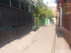 Densus 88 Juga Geledah Rumah Tukang Ojek Online di Kiaracondong