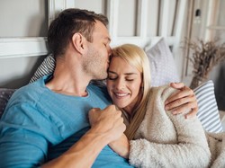 Agar Lebih Mudah Dapatkan Orgasme: Bercinta di Pagi Hari