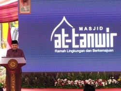 Wapres JK Letakkan Batu Pertama Pembangunan Masjid di PP Muhammadiyah