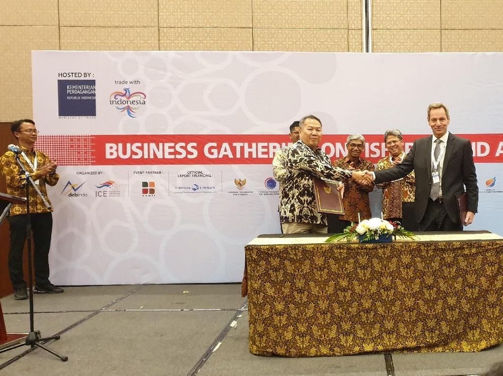 Perusahaan Norwegia Teken Perjanjian Kerja Sama Budidaya Ikan Terpadu di TEI Perusahaan Norwegia Teken Perjanjian Kerja Sama Budidaya Ikan Terpadu di TEI