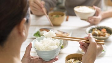 5 Aturan Makan Nasi Buat yang Lagi Diet agar Hasilnya Efektif
