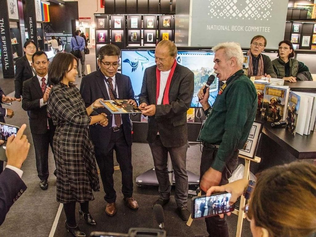 Komik Raden Saleh Diluncurkan di Frankfurt Book Fair 2019 Komik Raden Saleh Diluncurkan di Frankfurt Book Fair 2019