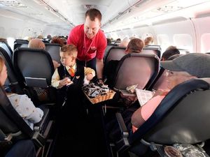 Kisah Haru Bocah Penderita Kelainan Jantung Bawaan Jadi Pramugara