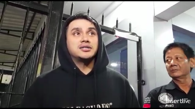 Vicky Nitinegoro bebas 