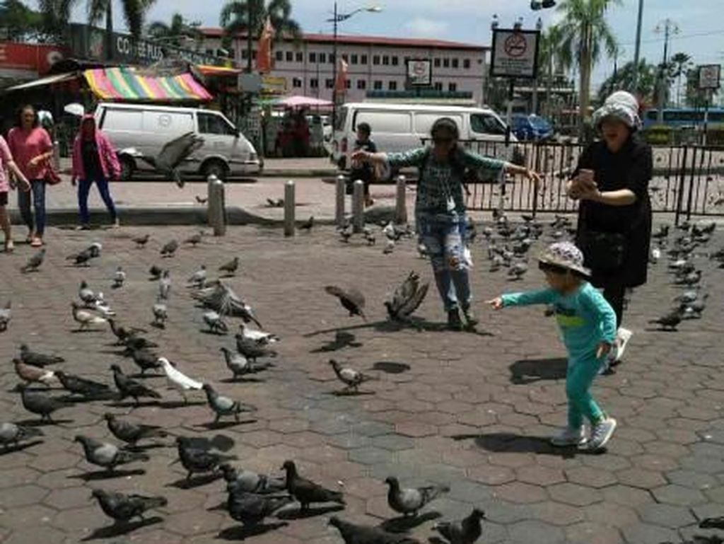 Cerita Liburan Murah Anak Bekasi ke Malaysia Cuma Rp 1,5 Juta Cerita Liburan Murah Anak Bekasi ke Malaysia Cuma Rp 1,5 Juta