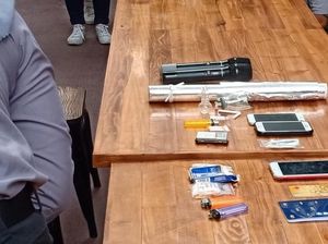 Ada Masalah Keluarga, Sutradara Film Amir Mirza Pakai Sabu Sejak 2014 Ada Masalah Keluarga, Sutradara Film Amir Mirza Pakai Sabu Sejak 2014