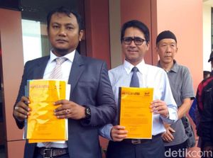 Jalan Ditutup Sekolah Polisi, Warga Sukabumi Gugat Presiden-Kapolri Rp 1 Jalan Ditutup Sekolah Polisi, Warga Sukabumi Gugat Presiden-Kapolri Rp 1