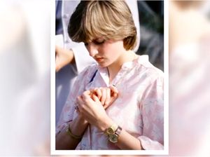 Seperti Ilham Habibie, Orang Terkenal Ini Suka Pakai 2 Jam Tangan Sekaligus