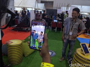 Pengin Selfie Bareng BJ Habibie? Begini Caranya Pengin Selfie Bareng BJ Habibie? Begini Caranya