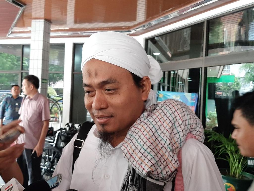 Menantu Ungkap Keinginan Wiranto: Bapak Ingin Cepat Pulang Menantu Ungkap Keinginan Wiranto: Bapak Ingin Cepat Pulang