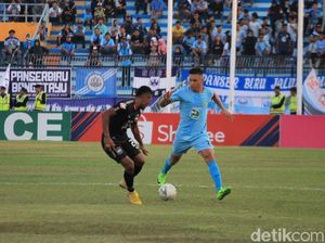 Persela Kembali ke Zona Merah Persela Kembali ke Zona Merah