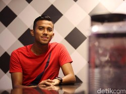 Teja Paku Alam Resmi Berseragam Persib Bandung