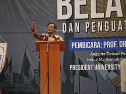 Mahfud MD ke Mahasiswa President University: Mahasiswa Agen Perubahan