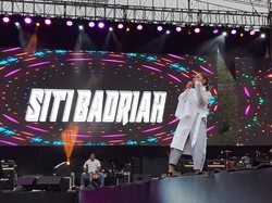 Aksi Syantik Siti Badriah Ajak Bersatu Lewat Musik