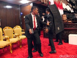 Berani Mati Demi Presiden, Paspampres Digaji Berapa?