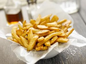 Butuh Waktu 3 Hari Untuk Bikin Kentang Goreng yang Super Renyah Ini Butuh Waktu 3 Hari Untuk Bikin Kentang Goreng yang Super Renyah Ini
