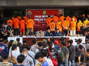 Polisi: Abdul Basith cs Rencanakan Ricuh Demo dengan Bakar Toko di 9 Titik Polisi: Abdul Basith cs Rencanakan Ricuh Demo dengan Bakar Toko di 9 Titik