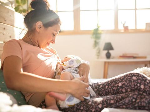 Bayi ASI Mengalami Sembelit? Kenali Penyebab dan 5 Gejalanya