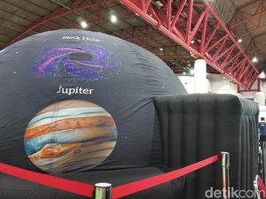 Seru! Jelajah Luar Angkasa di Planetarium Habibie Festival Seru! Jelajah Luar Angkasa di Planetarium Habibie Festival