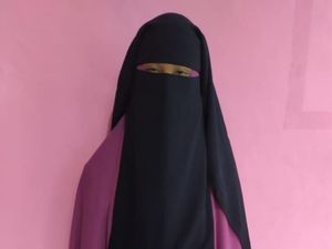 Pria Berjilbab Pencuri HP Ditangkap Polisi