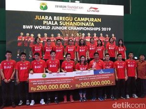 Juara di Kazan, Tim Bulutangkis U-19 Dapat Bonus Rp 500 Juta Juara di Kazan, Tim Bulutangkis U-19 Dapat Bonus Rp 500 Juta