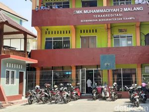 Motivator yang Tempeleng Pelajar SMK di Malang Sempat Minta Maaf Motivator yang Tempeleng Pelajar SMK di Malang Sempat Minta Maaf