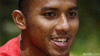 Teja memiliki alasan khusus memilih Semen Padang. Bukan semata-mata karena klub tersebut merupakan klub asal daerahnya.