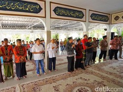 ASN Banyuwangi Doa Bersama Jelang Pelantikan Presiden