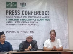 Hari Santri Nasional 2019 Baca Sholawat Nariyah, Ini Makna dan Keutamaannya Hari Santri Nasional 2019 Baca Sholawat Nariyah, Ini Makna dan Keutamaannya