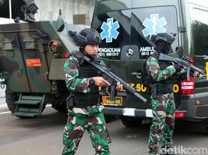 Jokowi ke Rusia-Ukraina Dikawal 39 Paspampres Bersenjata Laras Panjang