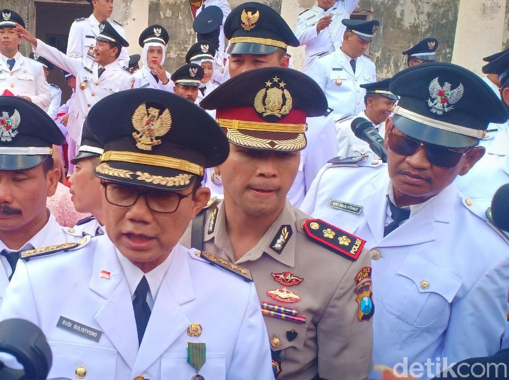 Disebut Sebagai Calon Menteri Jokowi, Bupati Ngawi; Pokoknya Siap Sajalah Disebut Sebagai Calon Menteri Jokowi, Bupati Ngawi; Pokoknya Siap Sajalah