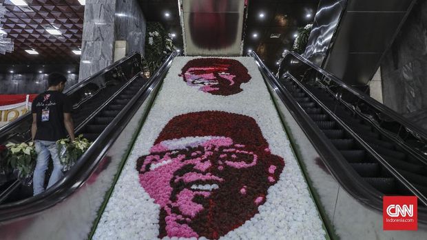Persiapan gladi bersih pelantikan presiden dan wakil presiden di kompleks parlemen, Jakarta, Sabtu, 19 Oktober 2019.