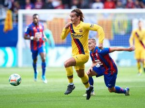 Ada Pesan Antoine Griezmann di Balik Assist Clement Lenglet Ada Pesan Antoine Griezmann di Balik Assist Clement Lenglet