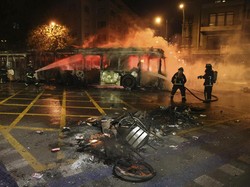 3 Orang Tewas Akibat Supermarket Dibakar Demonstran di Chile