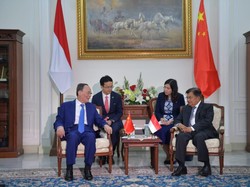Sebelum Hadiri Pelantikan Jokowi, Wapres China Bahas Sejarah dengan JK