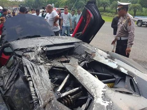 Lamborghini Raffi Ahmad Terbakar