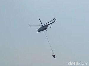 Cuaca Kondusif, Water Bombing Arjuno-Welirang Dilakukan Hari Ini Cuaca Kondusif, Water Bombing Arjuno-Welirang Dilakukan Hari Ini